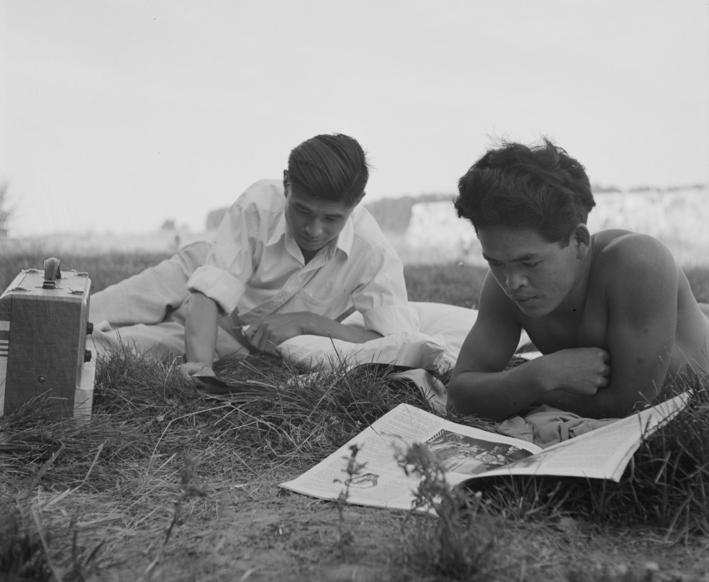 Twin Falls, Idaho farm labor camp, 1942. LC-USF34-073929-E.