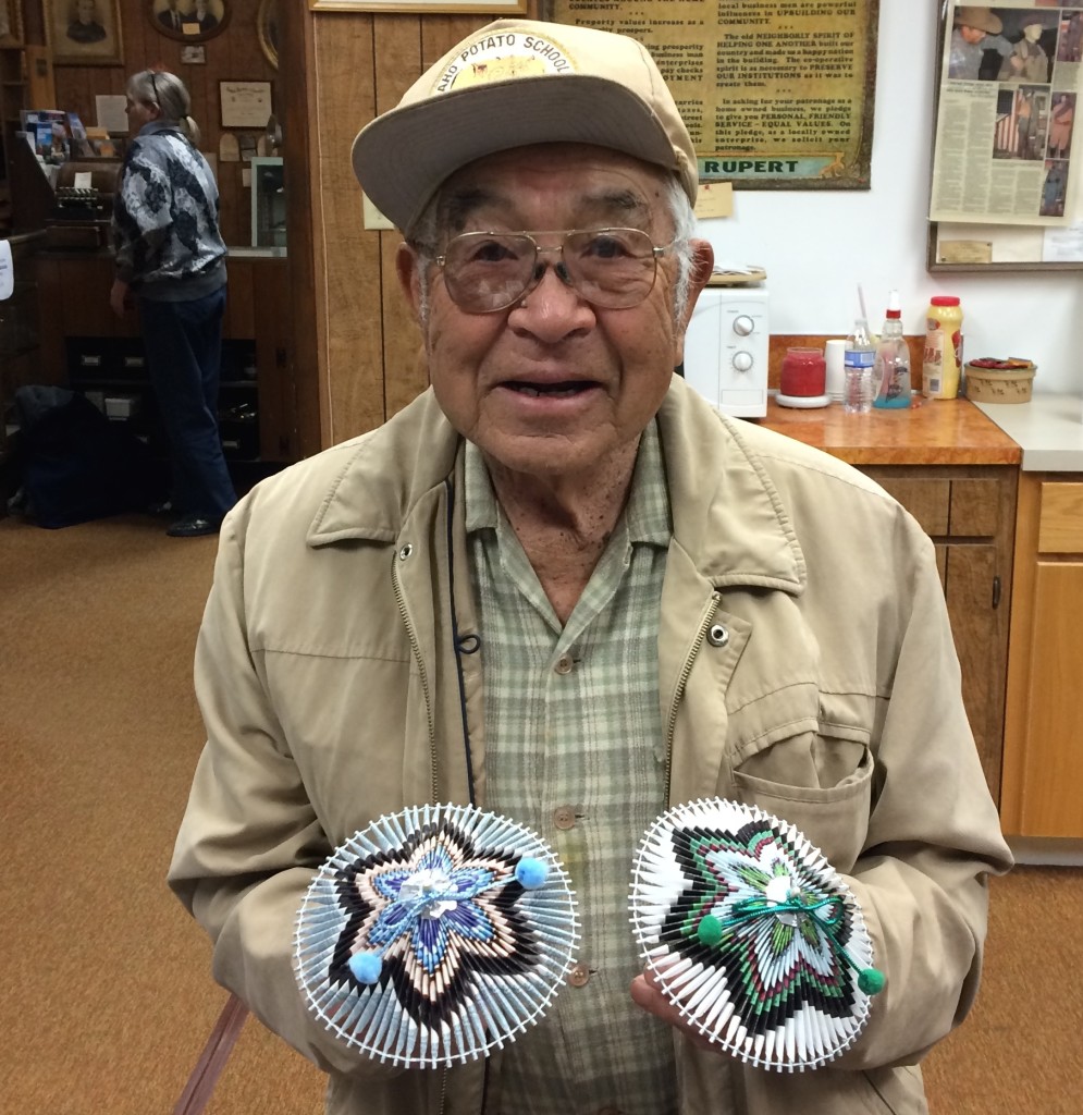 Roy Abo attended the exhibit events and gave us two paper umbrellas he hand makes.